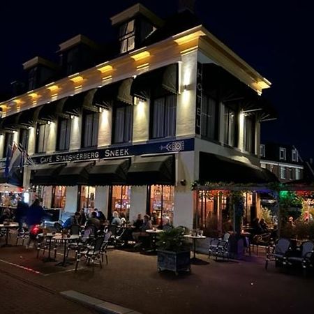 Hotel Stadsherberg Снек Екстер'єр фото
