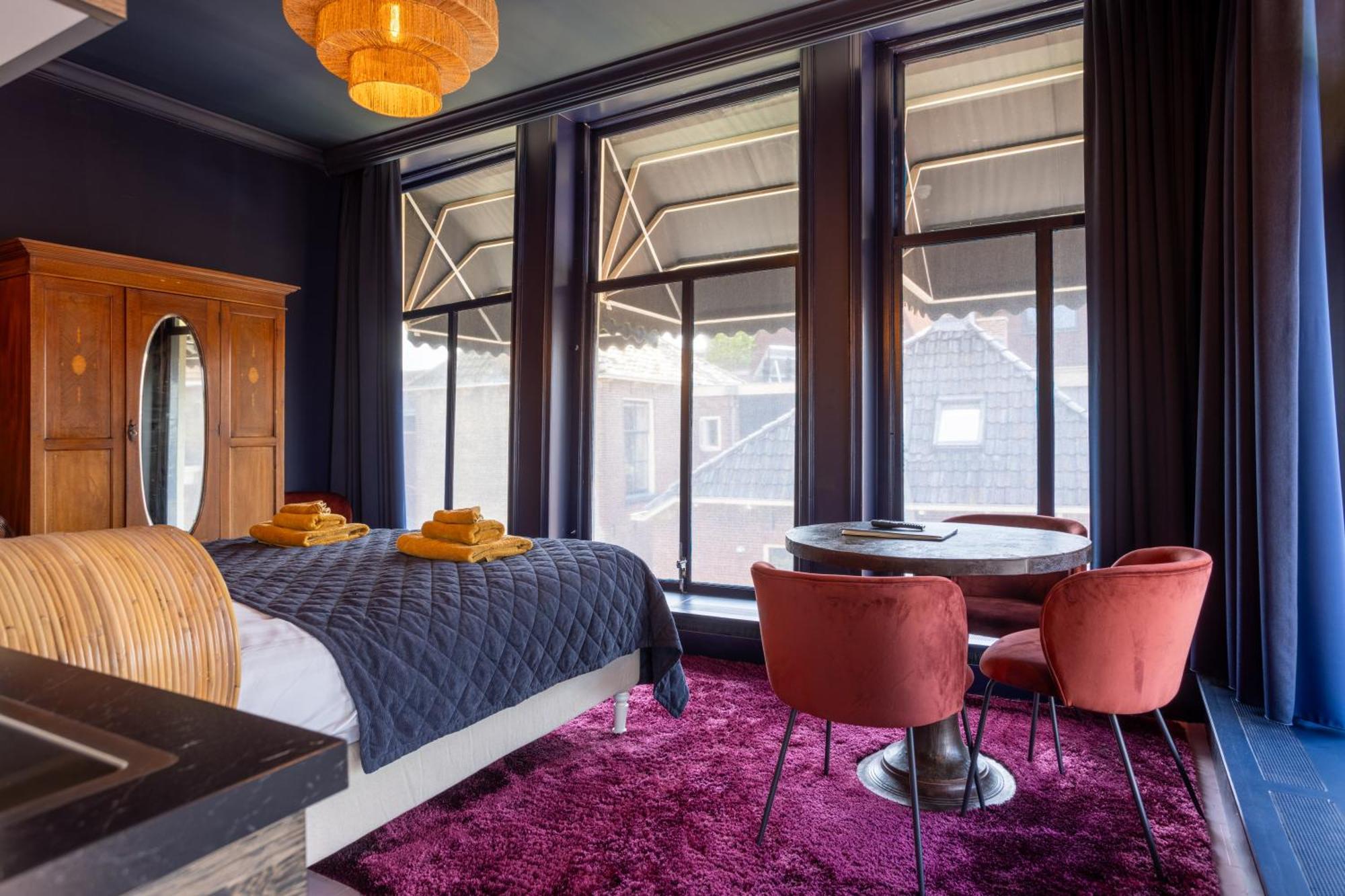 Hotel Stadsherberg Снек Екстер'єр фото